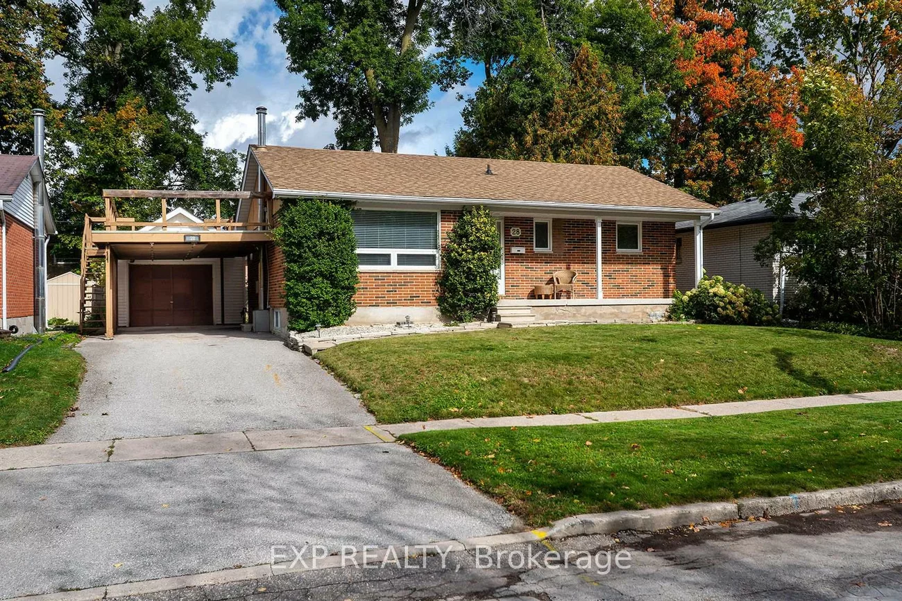 28, Alexander, Codrington, Barrie