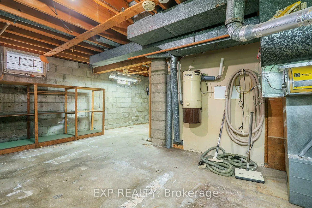 28, Alexander, Codrington, Barrie