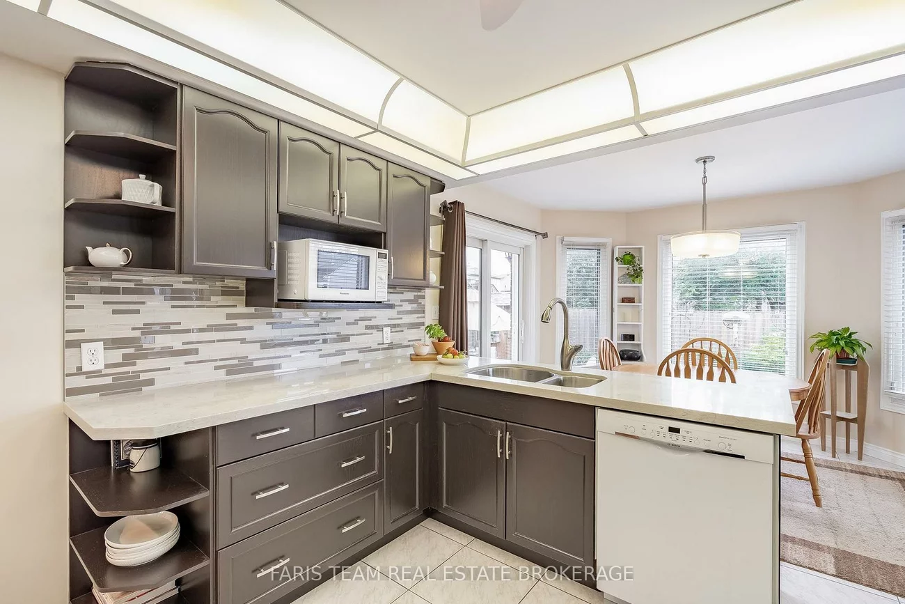 4, O'shaughnessy, Holly, Barrie
