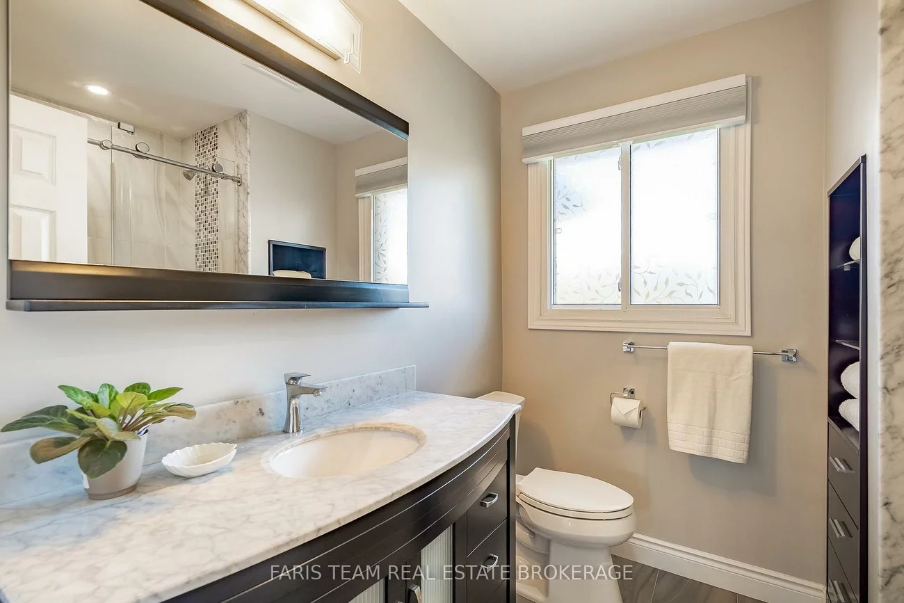 4, O'shaughnessy, Holly, Barrie