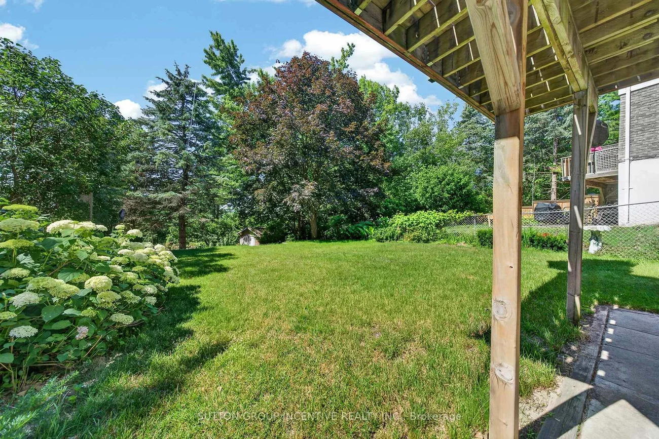 26, Fox, Letitia Heights, Barrie