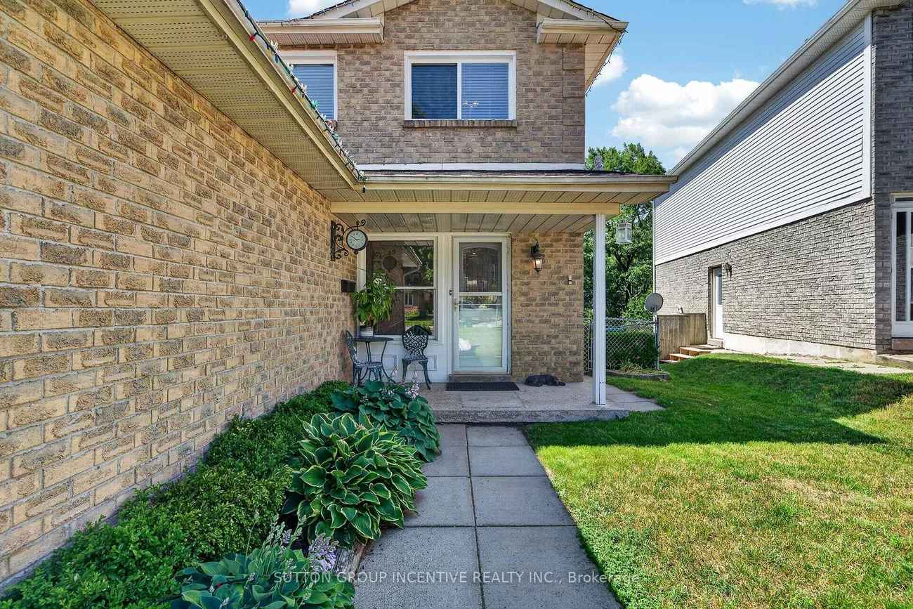 26, Fox, Letitia Heights, Barrie