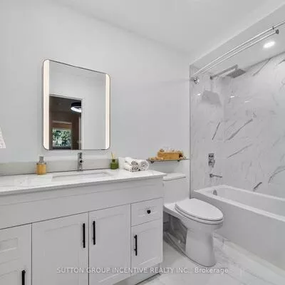 26, Fox, Letitia Heights, Barrie