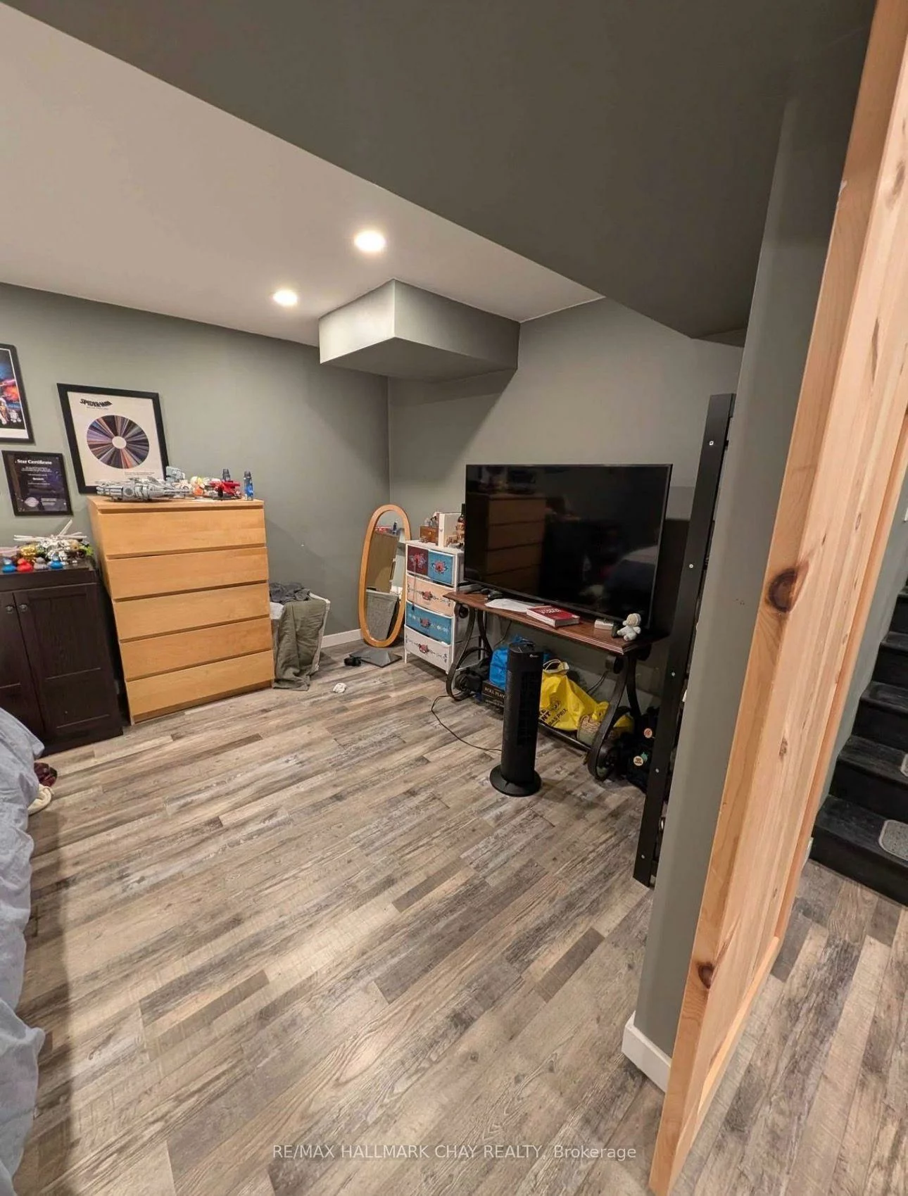 61, Carruthers, Grove East, Barrie