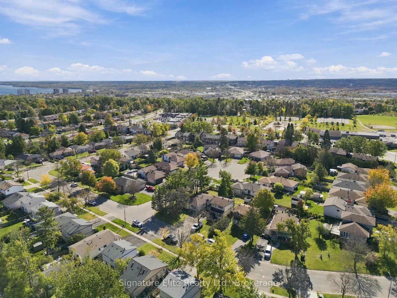 44, Bronte, Letitia Heights, Barrie