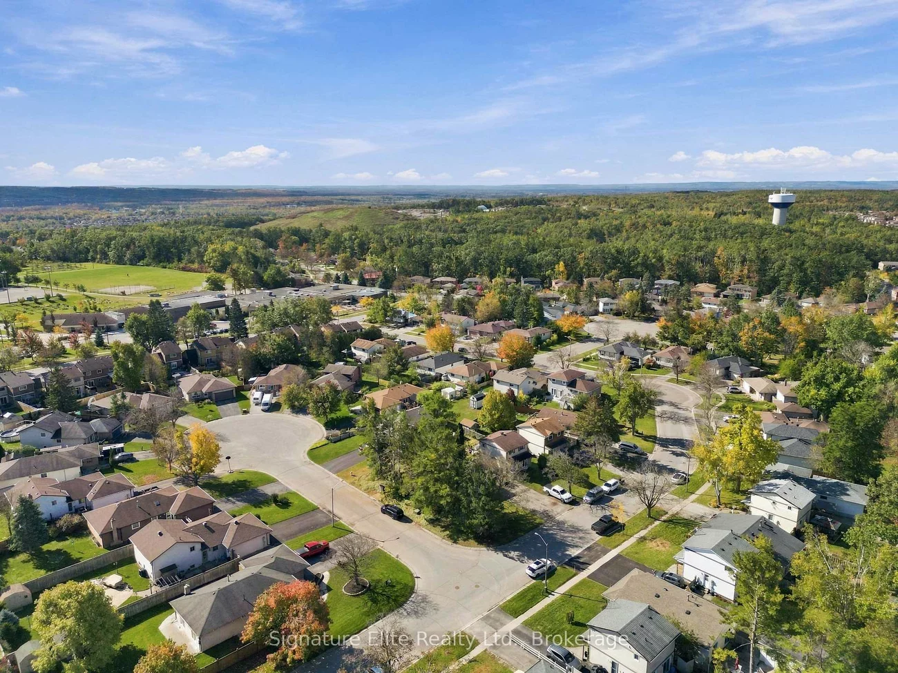44, Bronte, Letitia Heights, Barrie