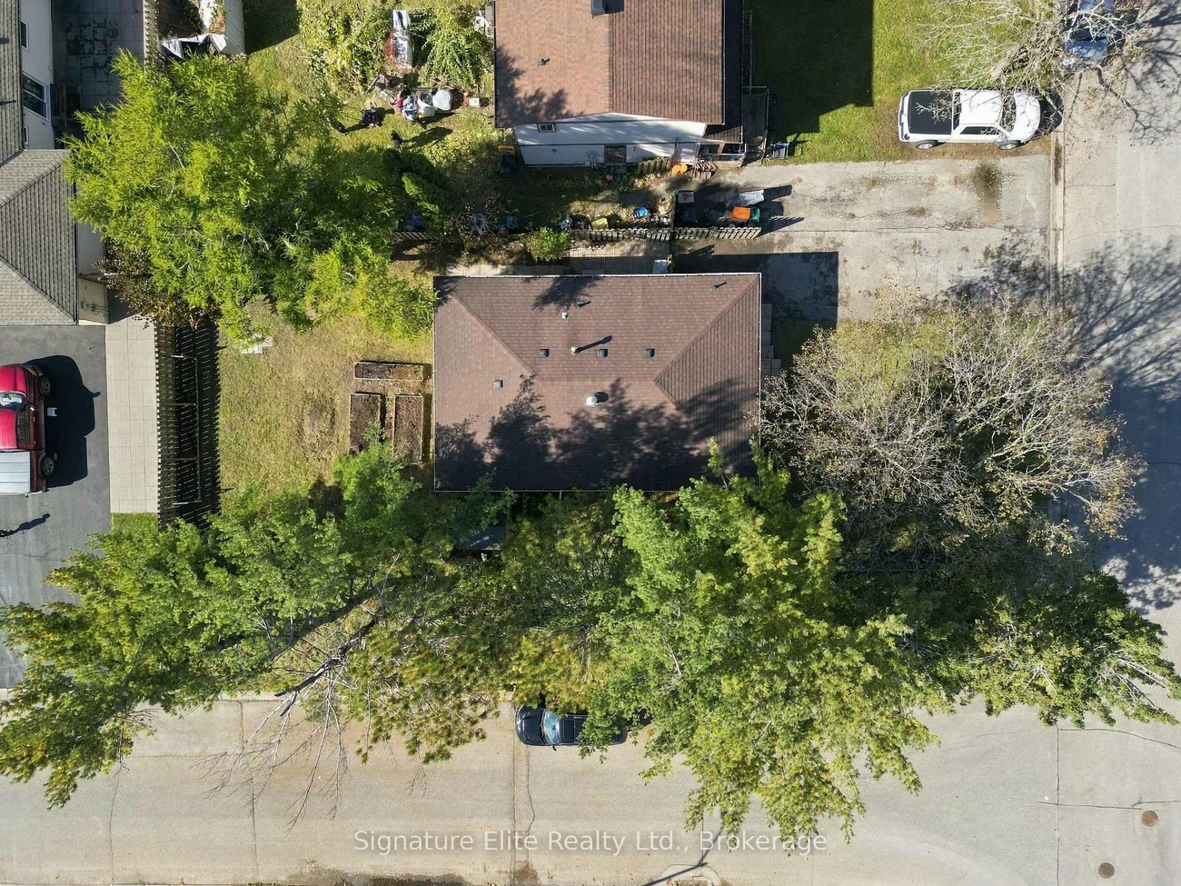 44, Bronte, Letitia Heights, Barrie