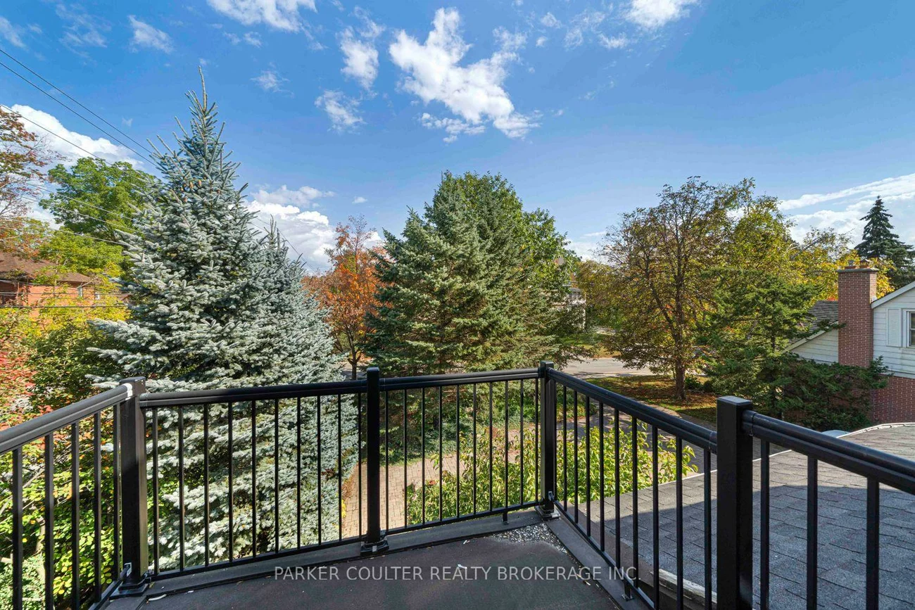 102, Clapperton, Wellington, Barrie