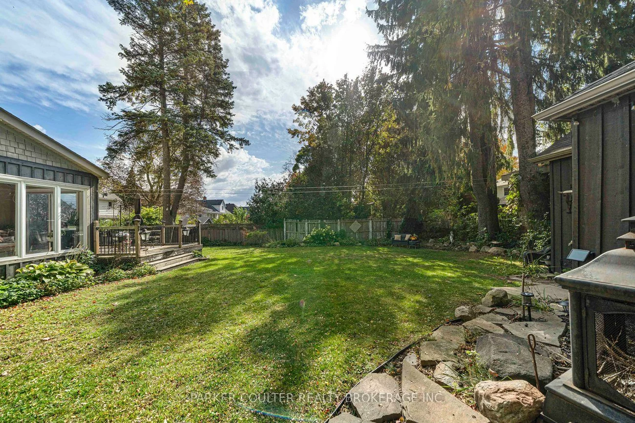 102, Clapperton, Wellington, Barrie