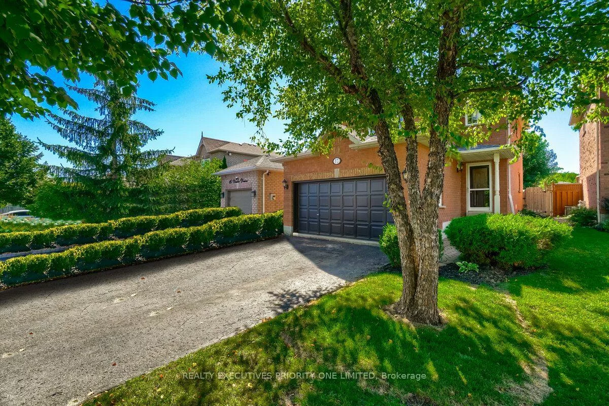 17, Drake, Painswick South, Barrie