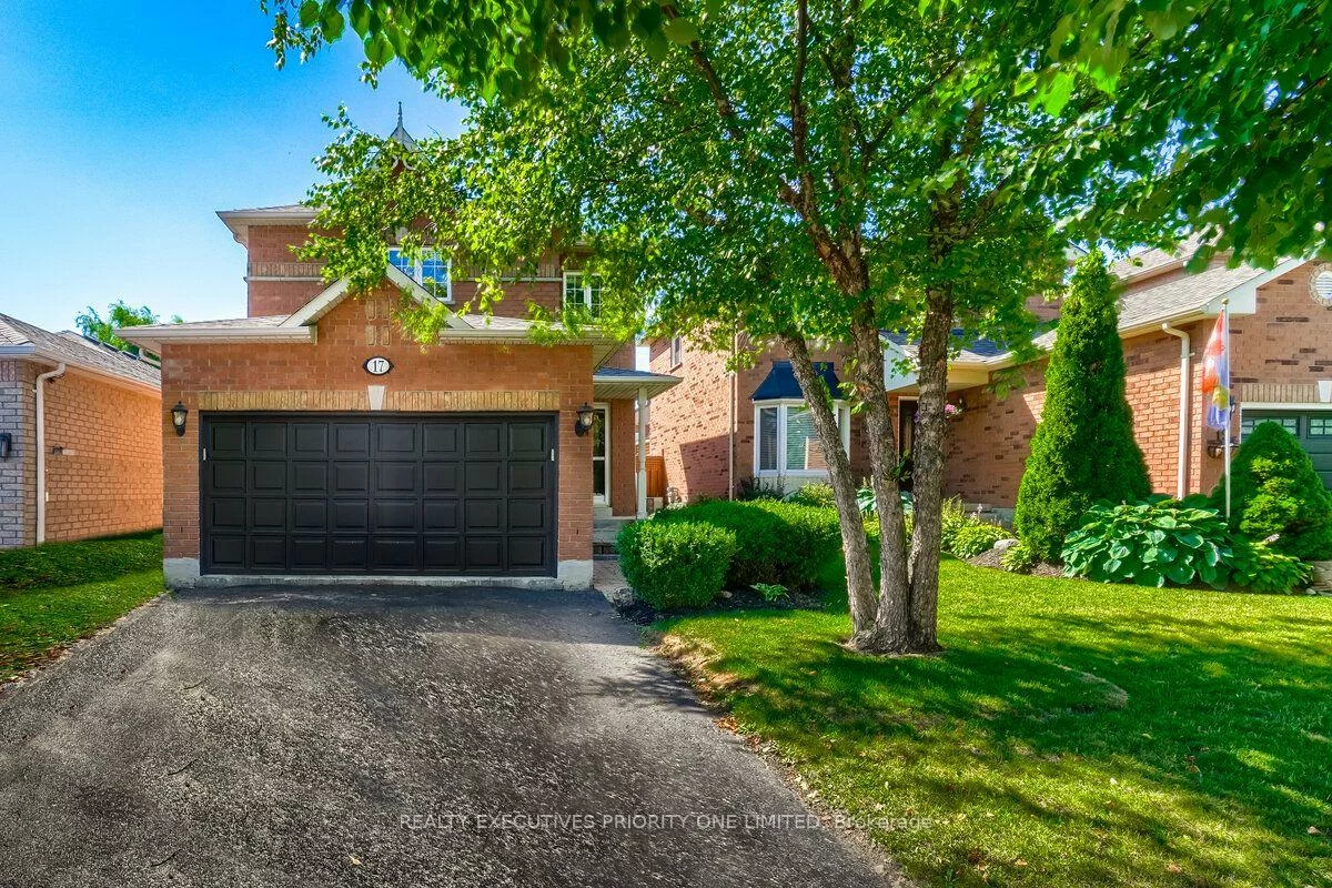 17, Drake, Painswick South, Barrie