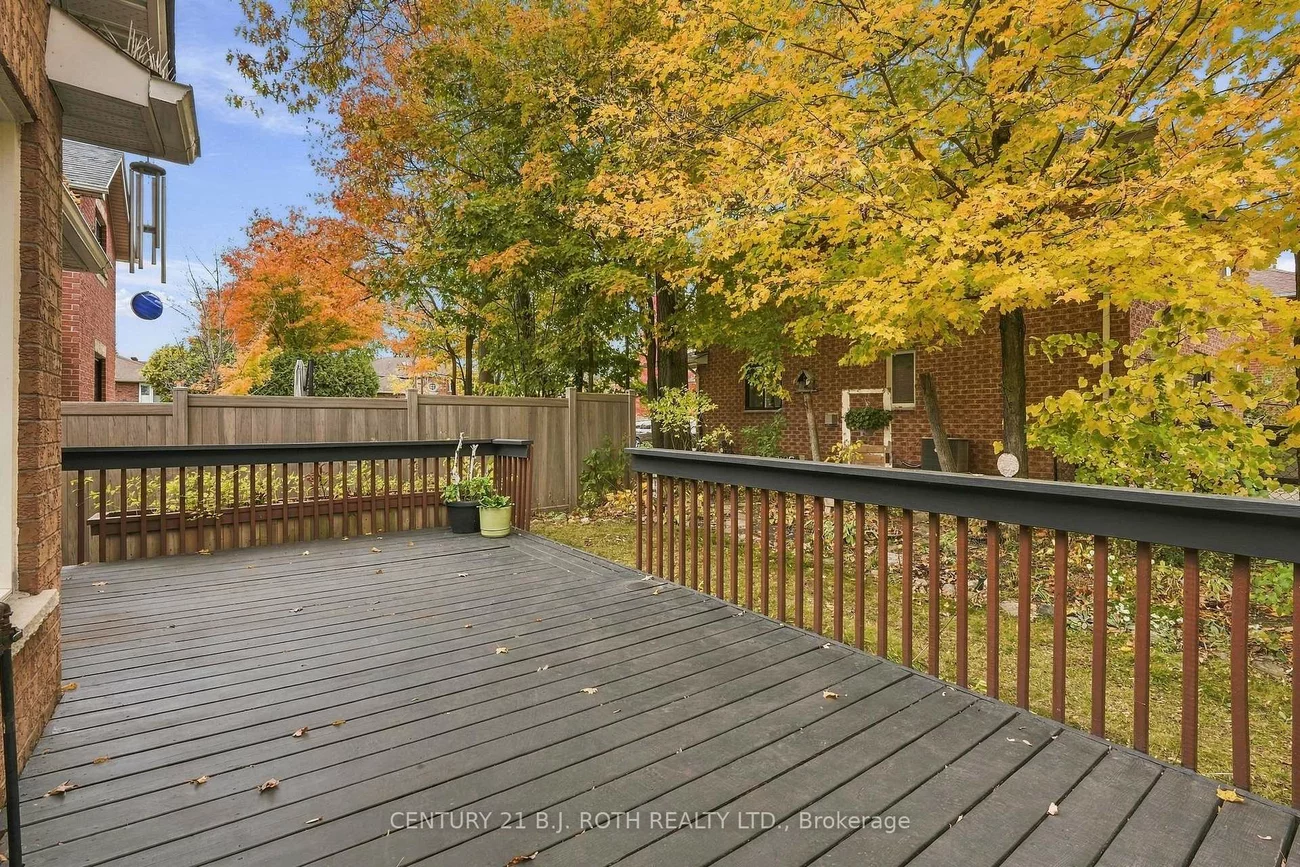 14, Bloxham, Bayshore, Barrie
