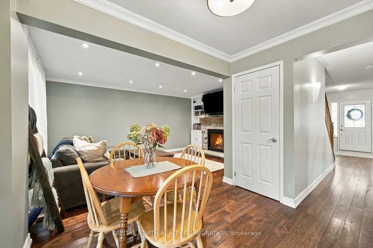 111, Kingsridge, Bayshore, Barrie