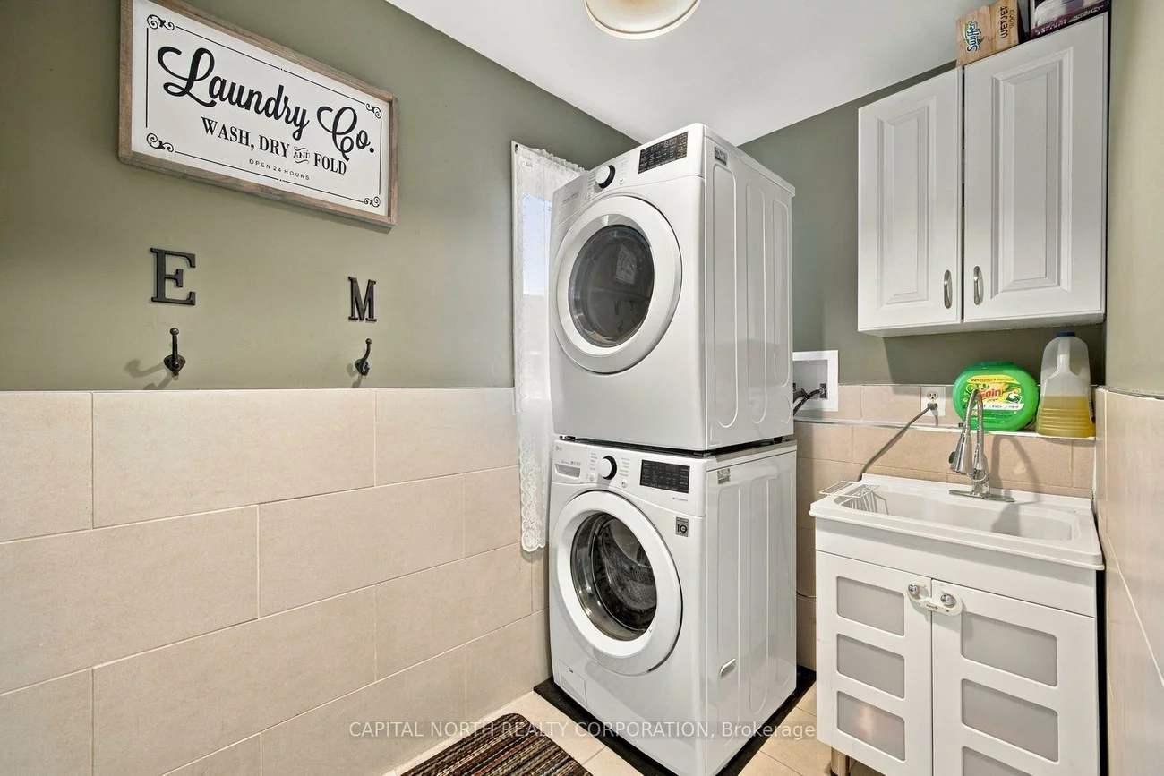 111, Kingsridge, Bayshore, Barrie