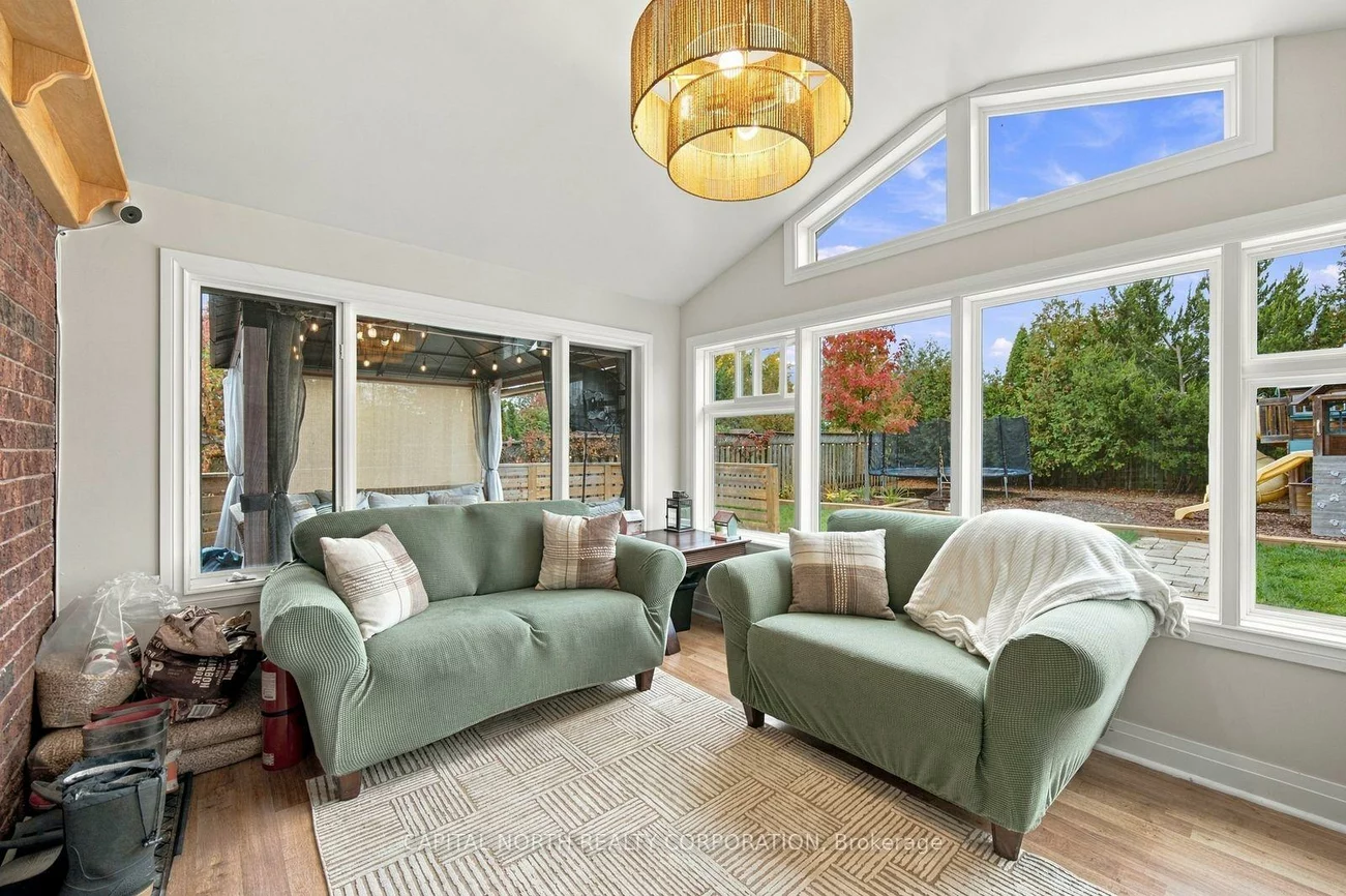 111, Kingsridge, Bayshore, Barrie