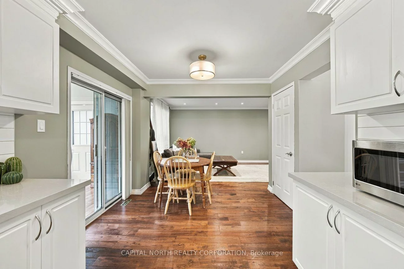 111, Kingsridge, Bayshore, Barrie