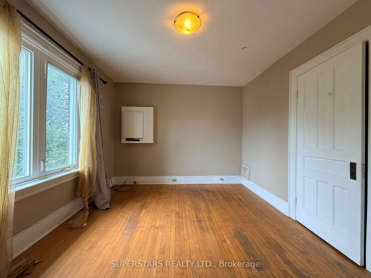 74, Toronto, City Centre, Barrie