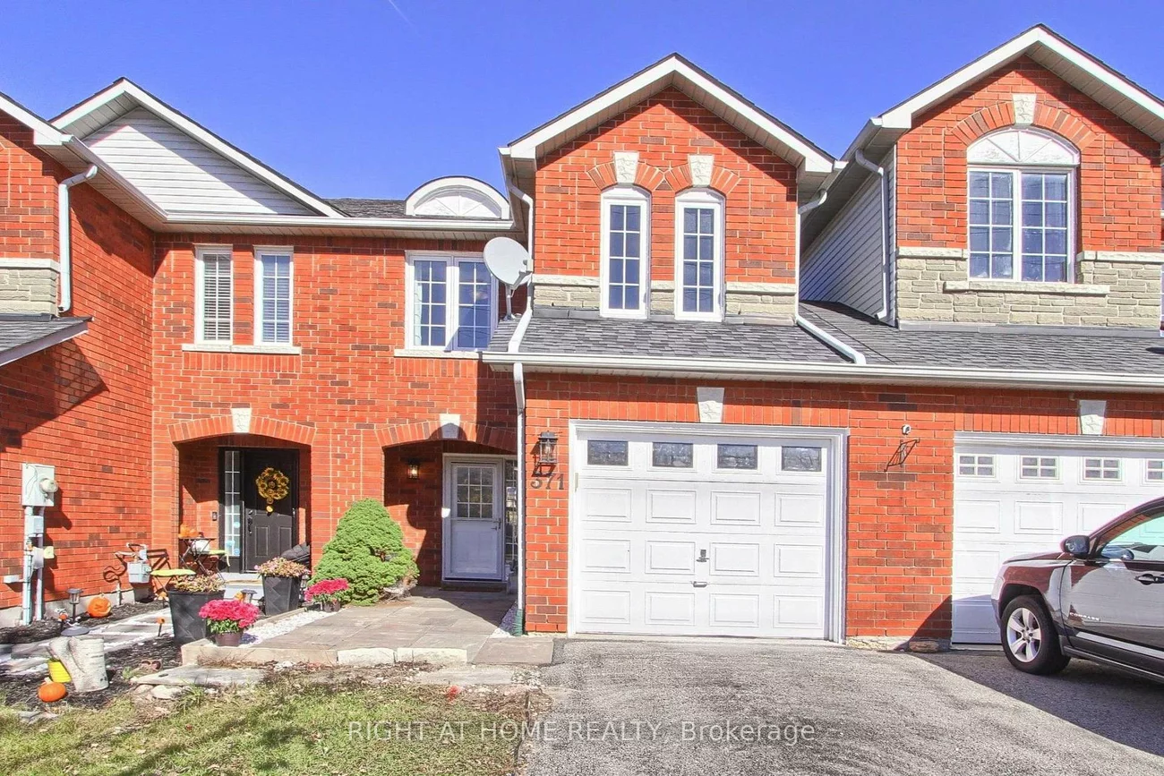 371, Ferndale, Ardagh, Barrie