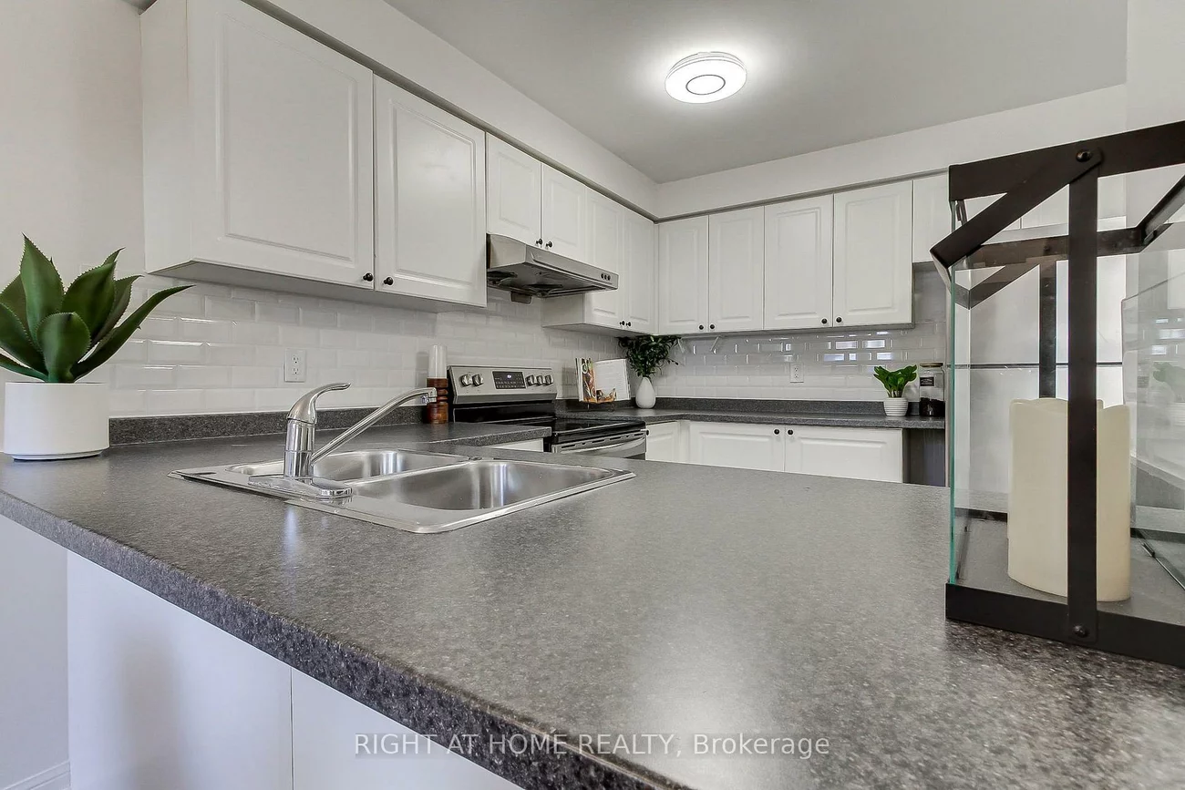 371, Ferndale, Ardagh, Barrie