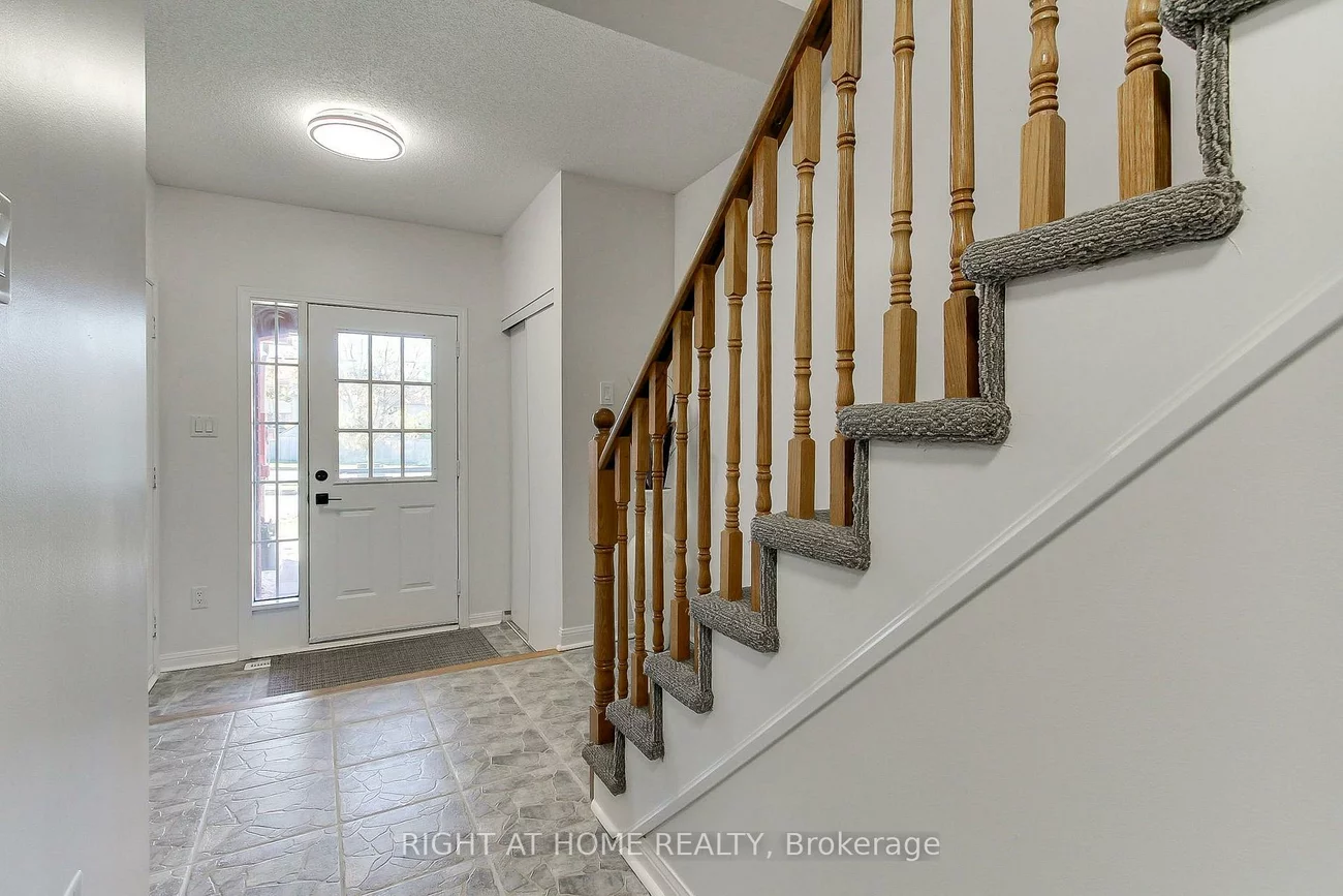 371, Ferndale, Ardagh, Barrie