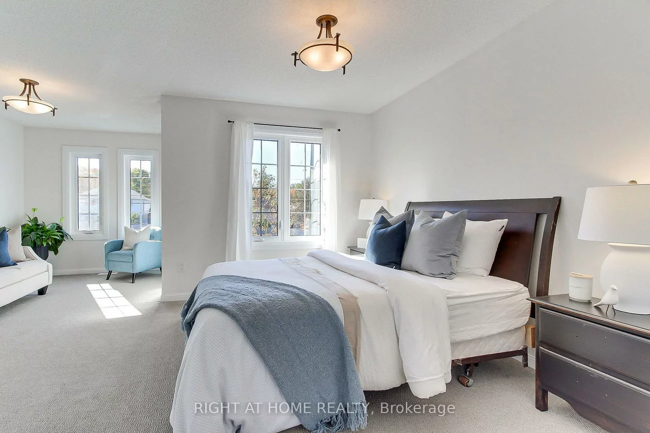 371, Ferndale, Ardagh, Barrie