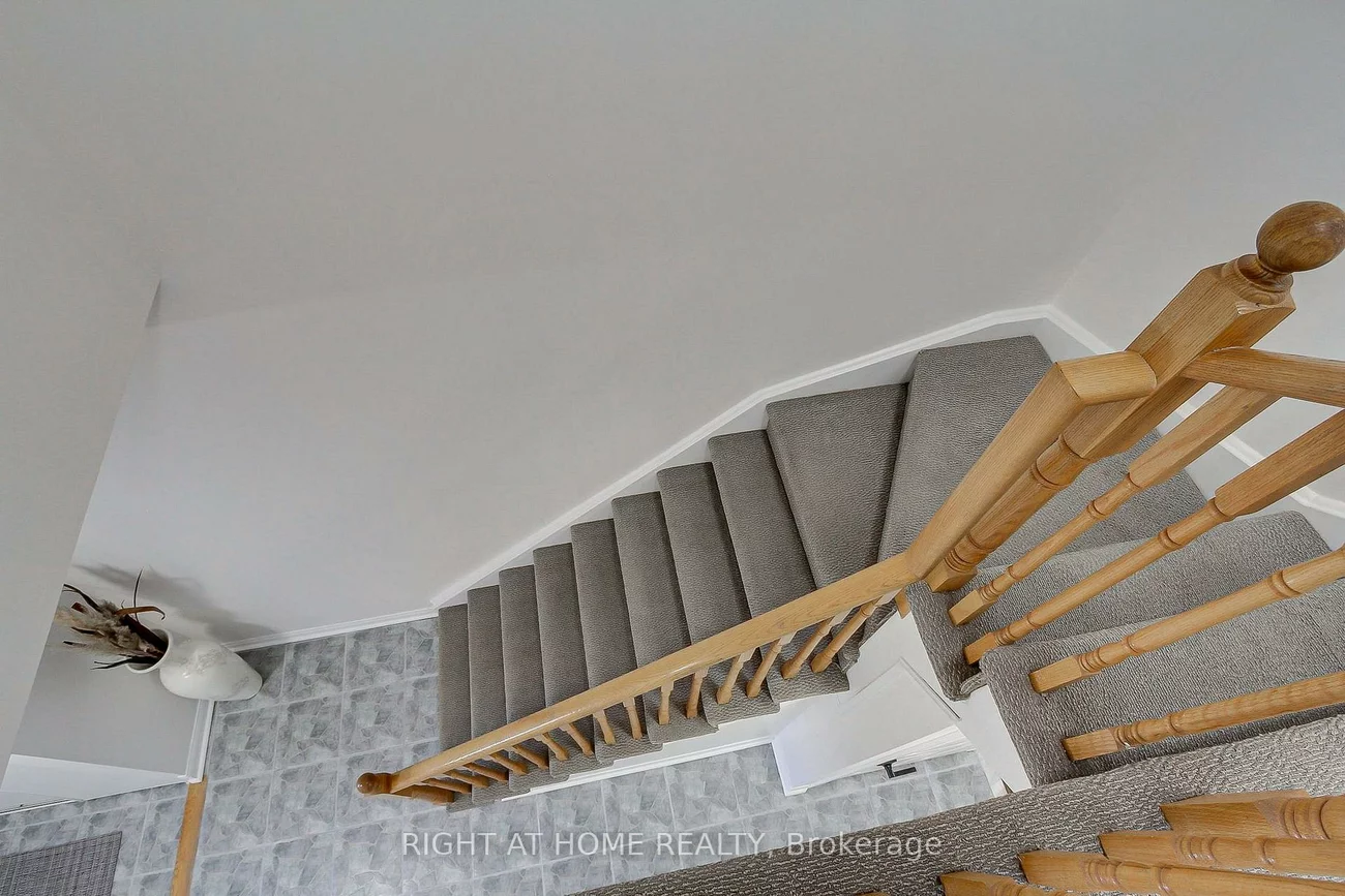 371, Ferndale, Ardagh, Barrie