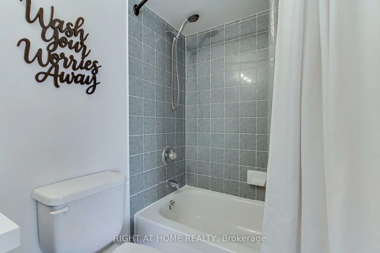 371, Ferndale, Ardagh, Barrie
