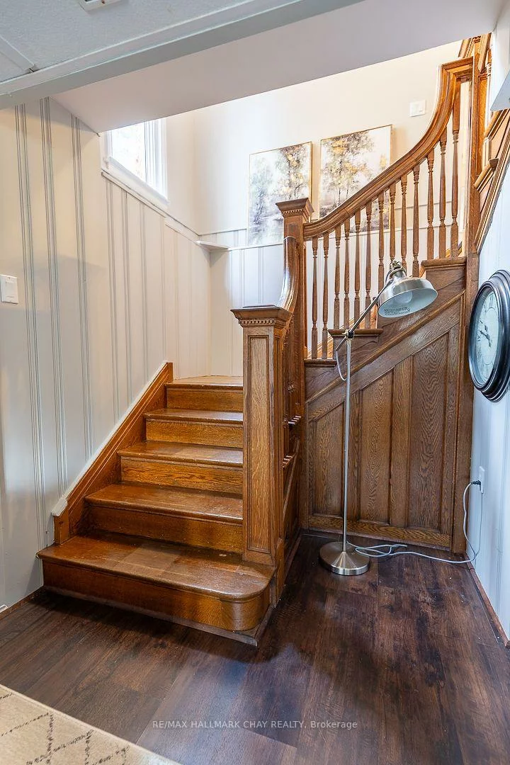 63, Napier, Codrington, Barrie