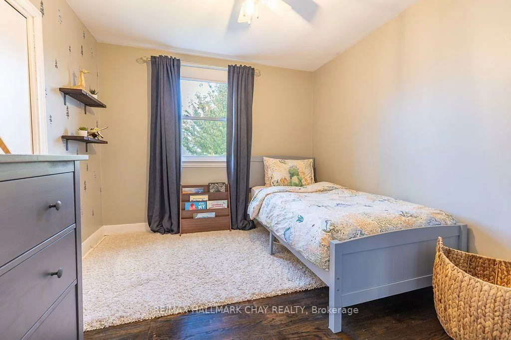 63, Napier, Codrington, Barrie