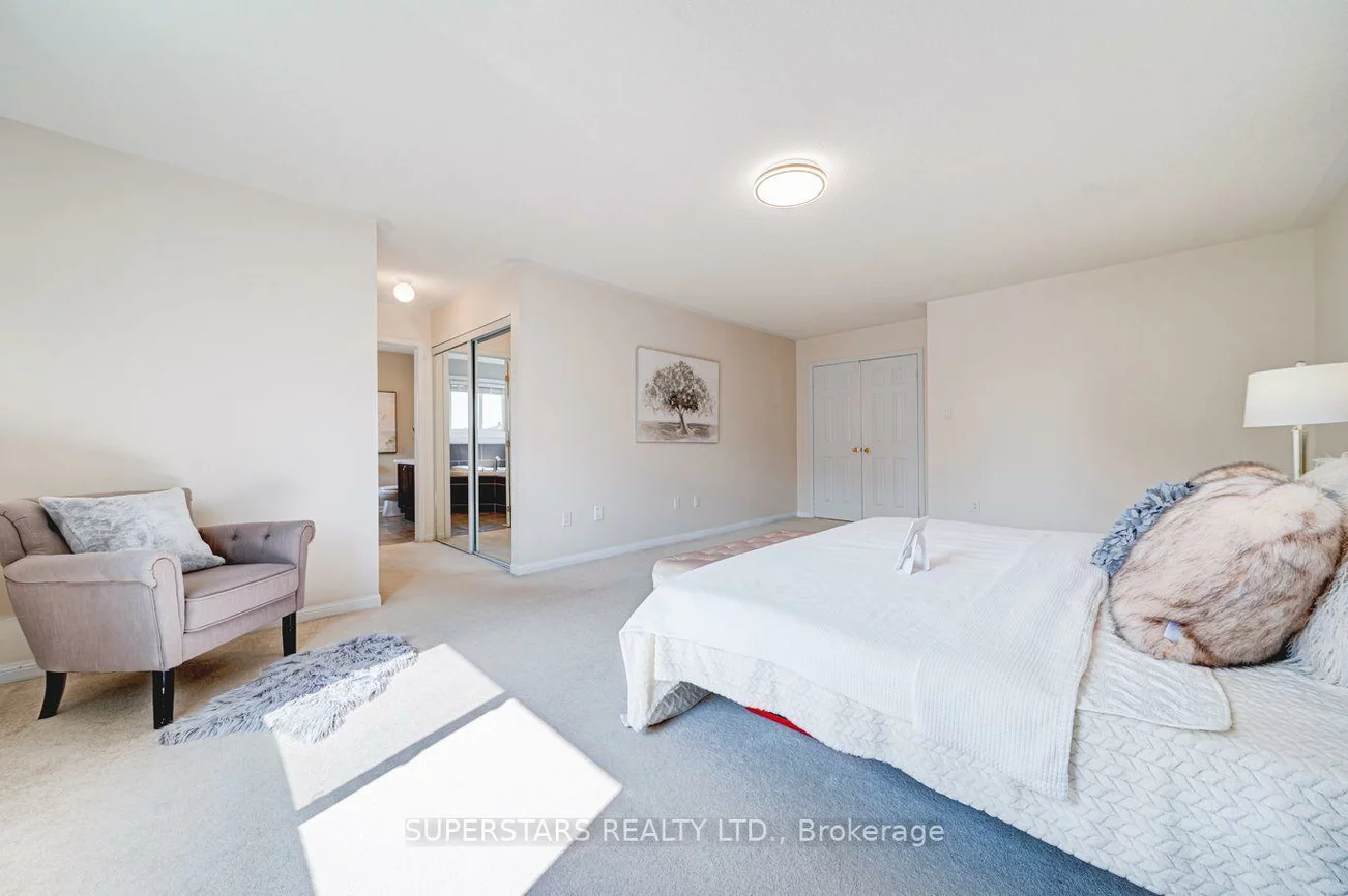 46, Majesty, Innis-Shore, Barrie