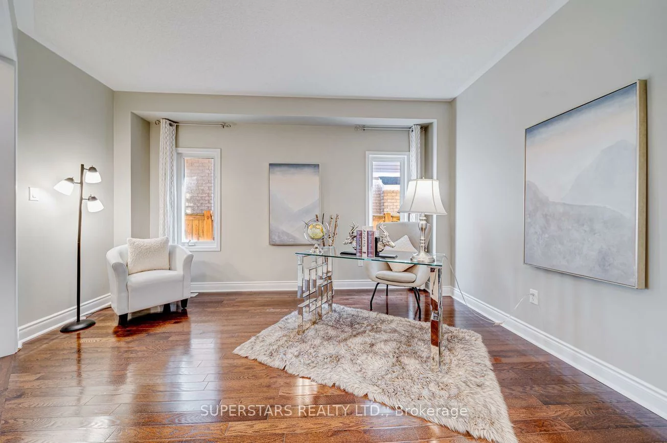 46, Majesty, Innis-Shore, Barrie