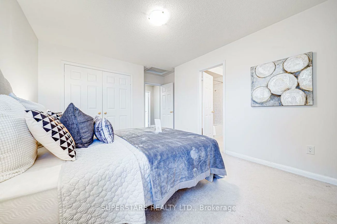 46, Majesty, Innis-Shore, Barrie