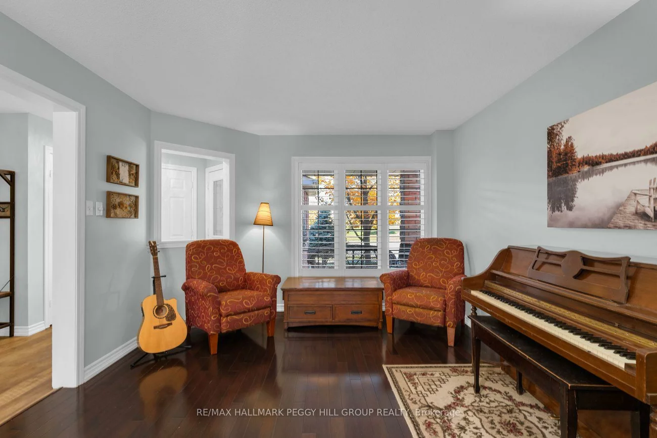 95, Madelaine, Painswick South, Barrie