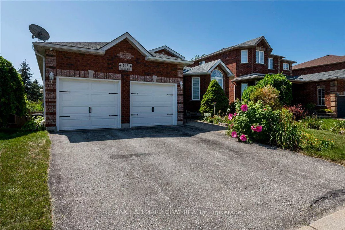 245, Pringle, Edgehill Drive, Barrie