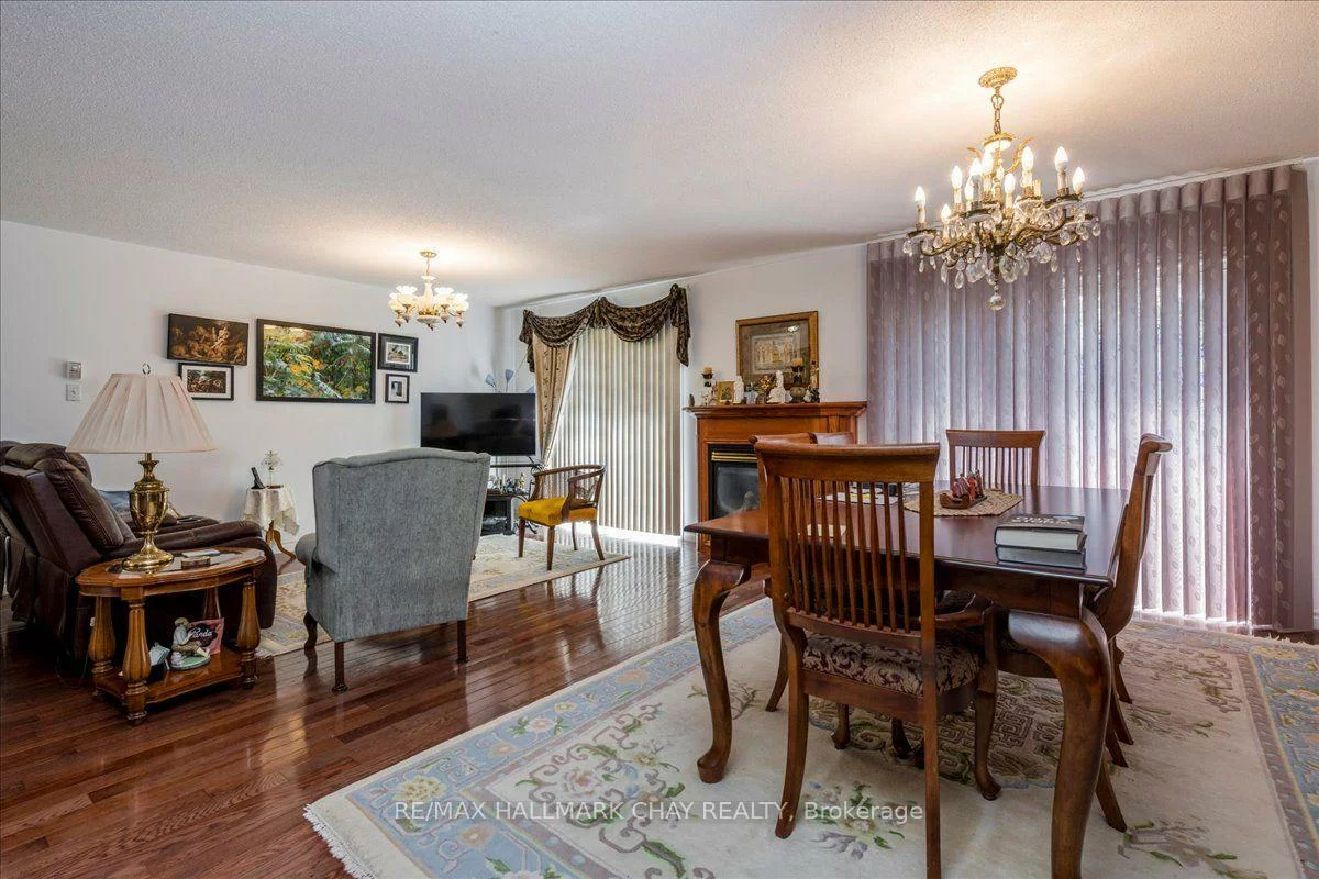 245, Pringle, Edgehill Drive, Barrie