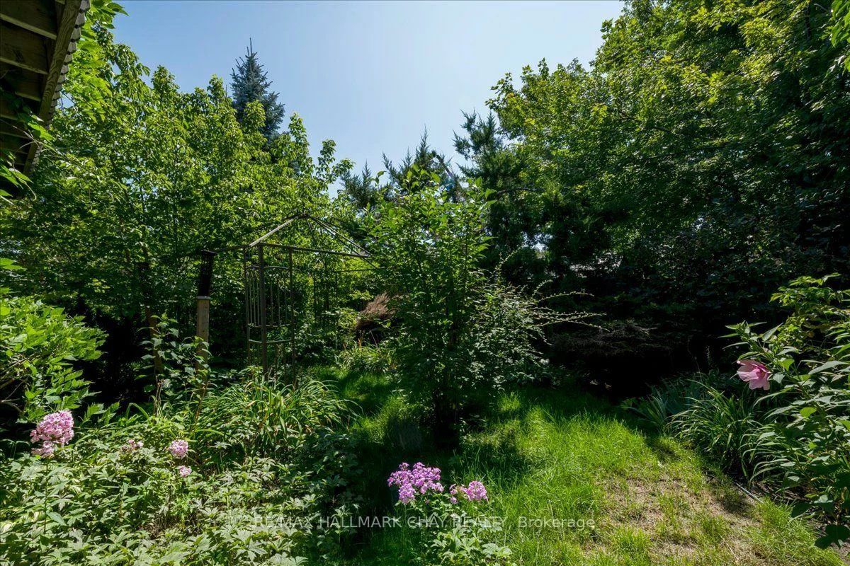 245, Pringle, Edgehill Drive, Barrie