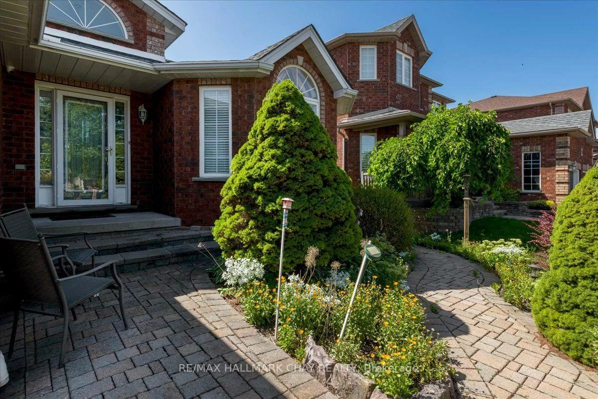 245, Pringle, Edgehill Drive, Barrie