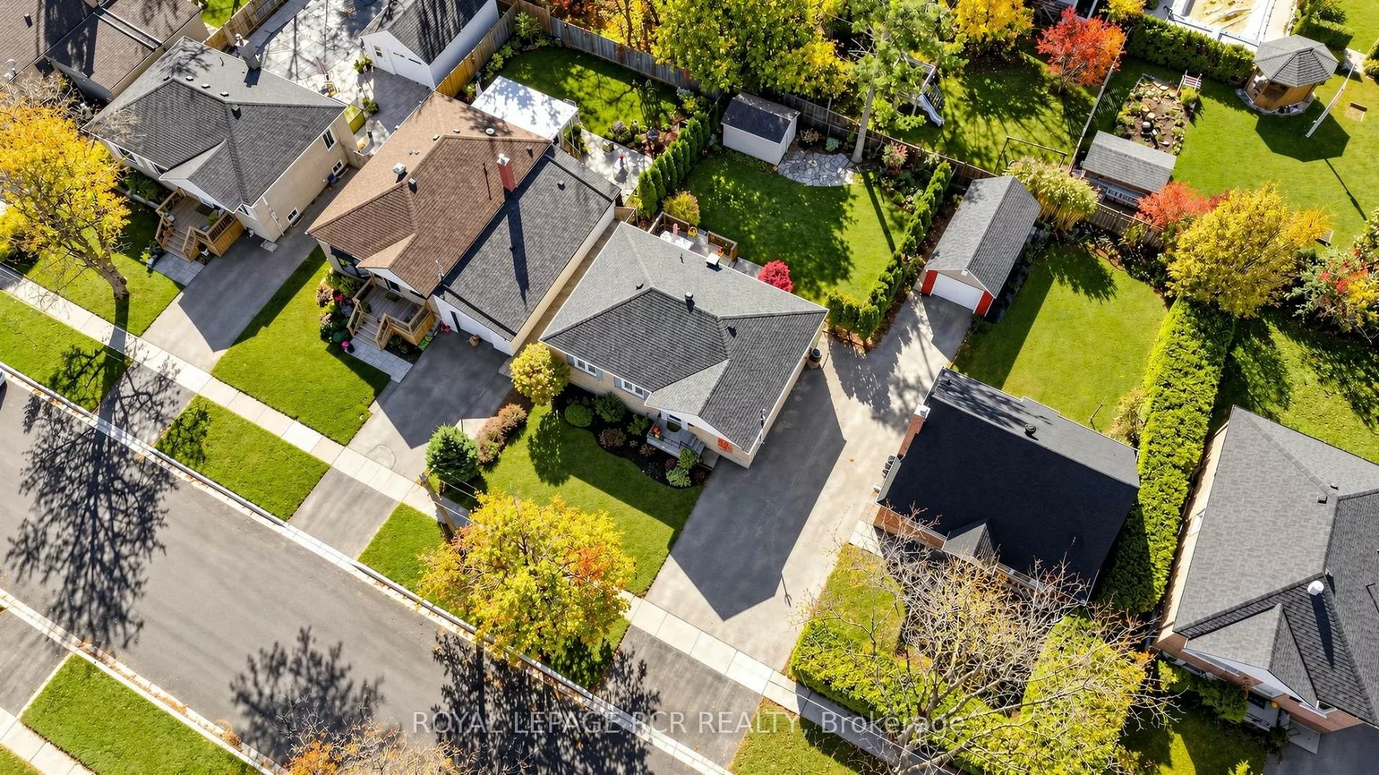26, Newton, Wellington, Barrie