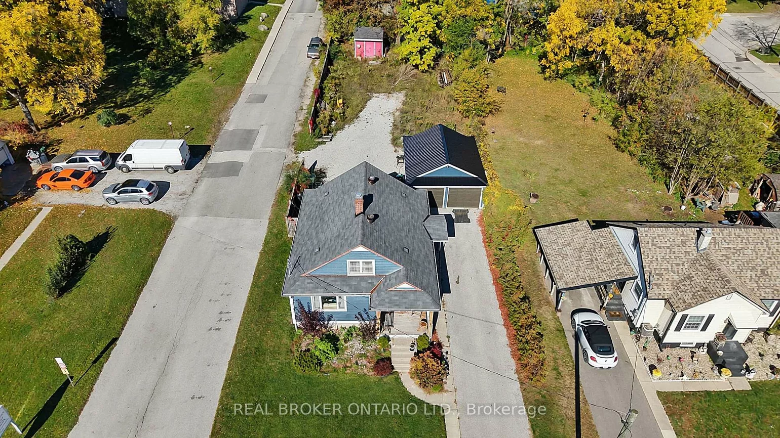 42, Donald, Queen's Park, Barrie