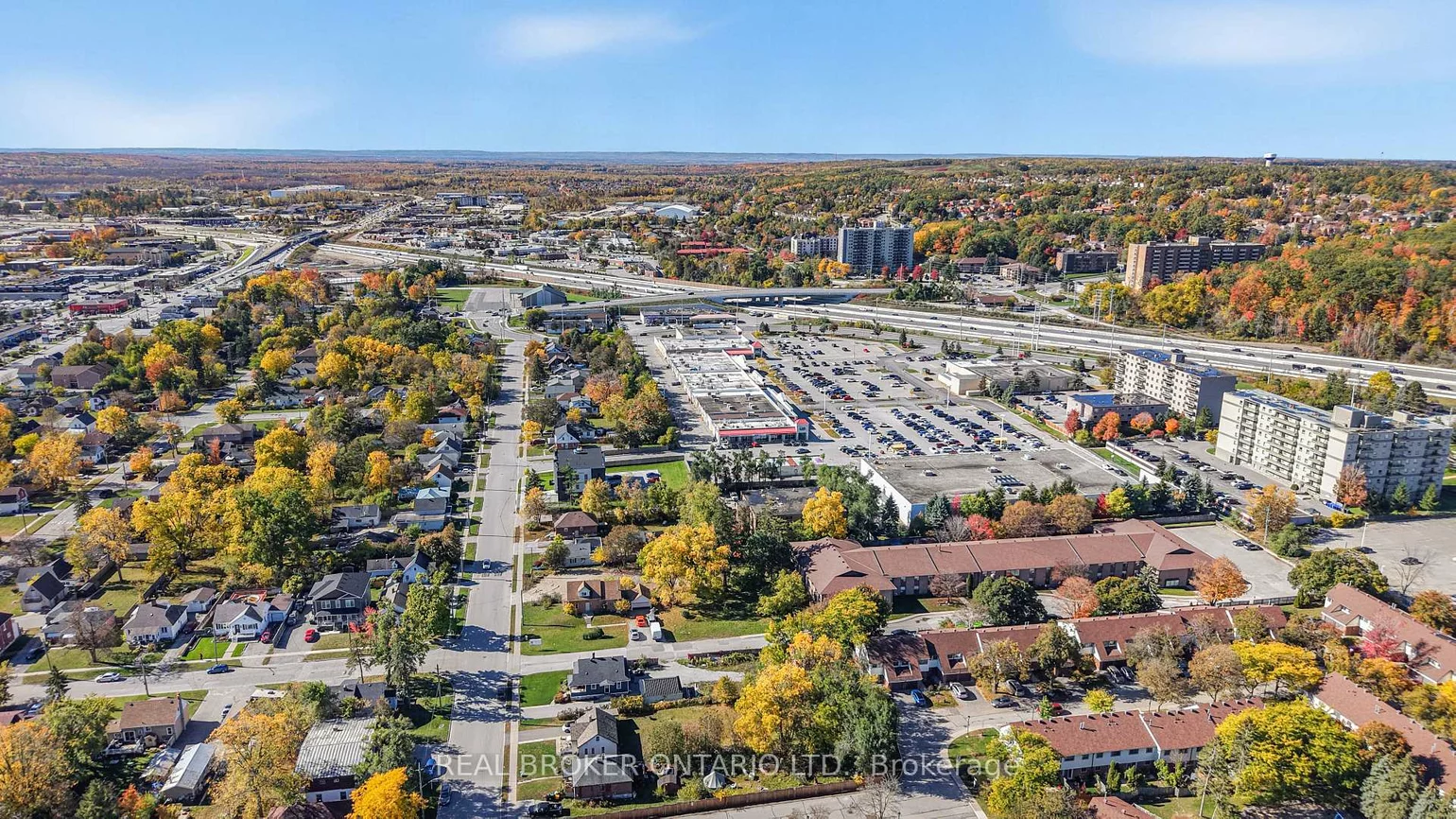 42, Donald, Queen's Park, Barrie