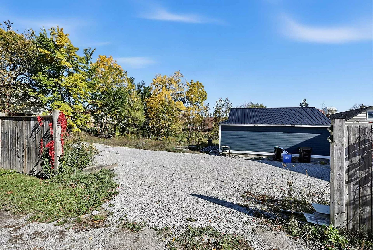 42, Donald, Queen's Park, Barrie