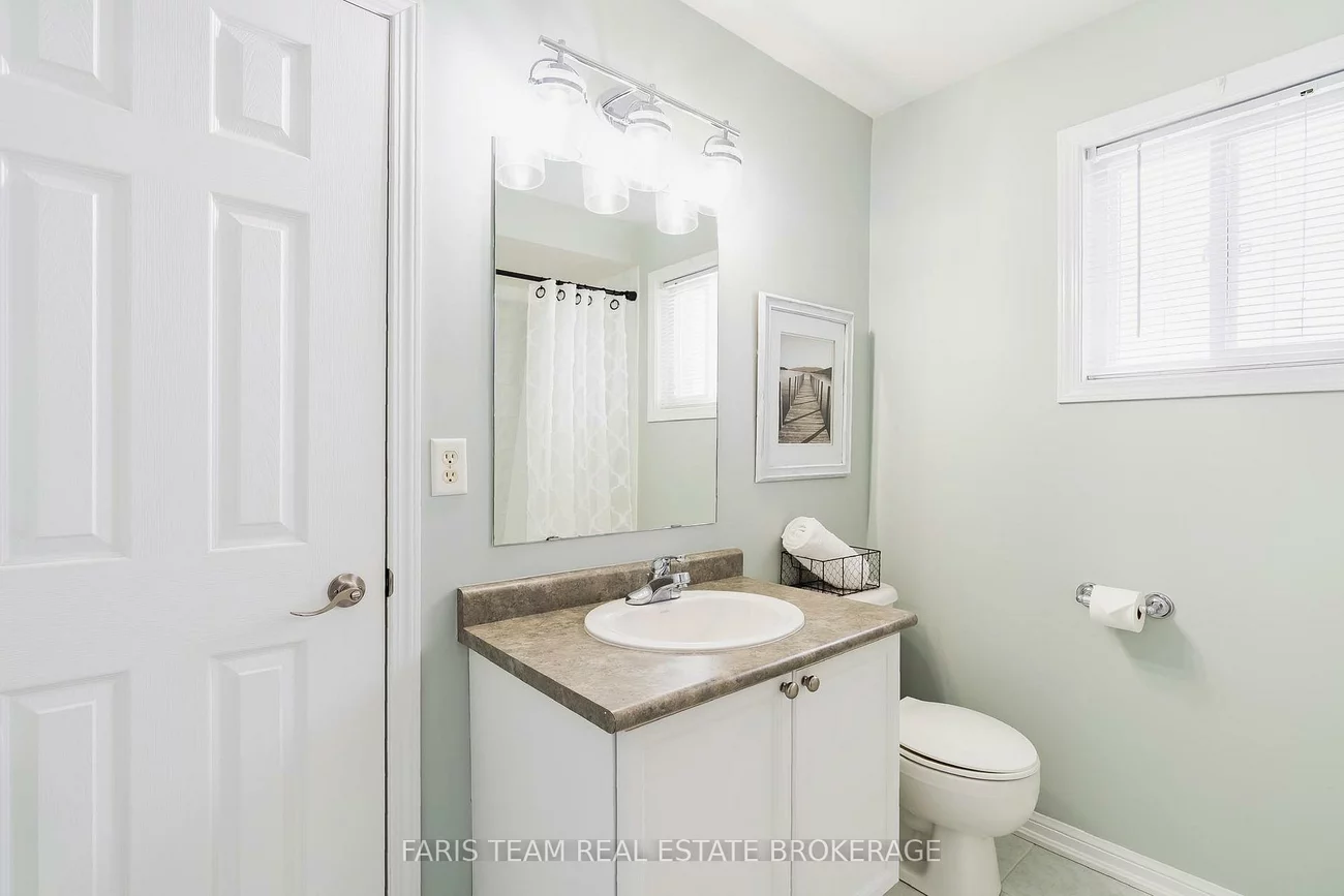 36, Connaught, Innis-Shore, Barrie