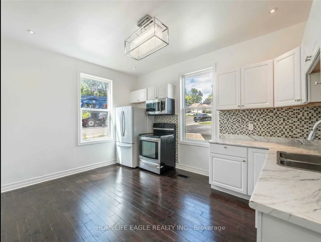 87, Simcoe, Bradford, Bradford West Gwillimbury
