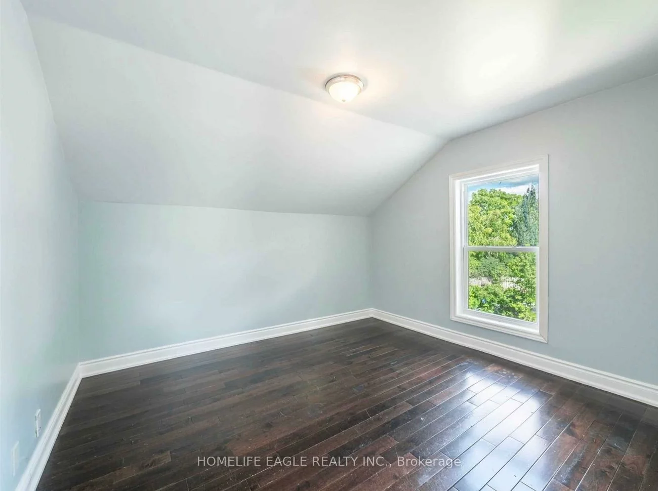 87, Simcoe, Bradford, Bradford West Gwillimbury