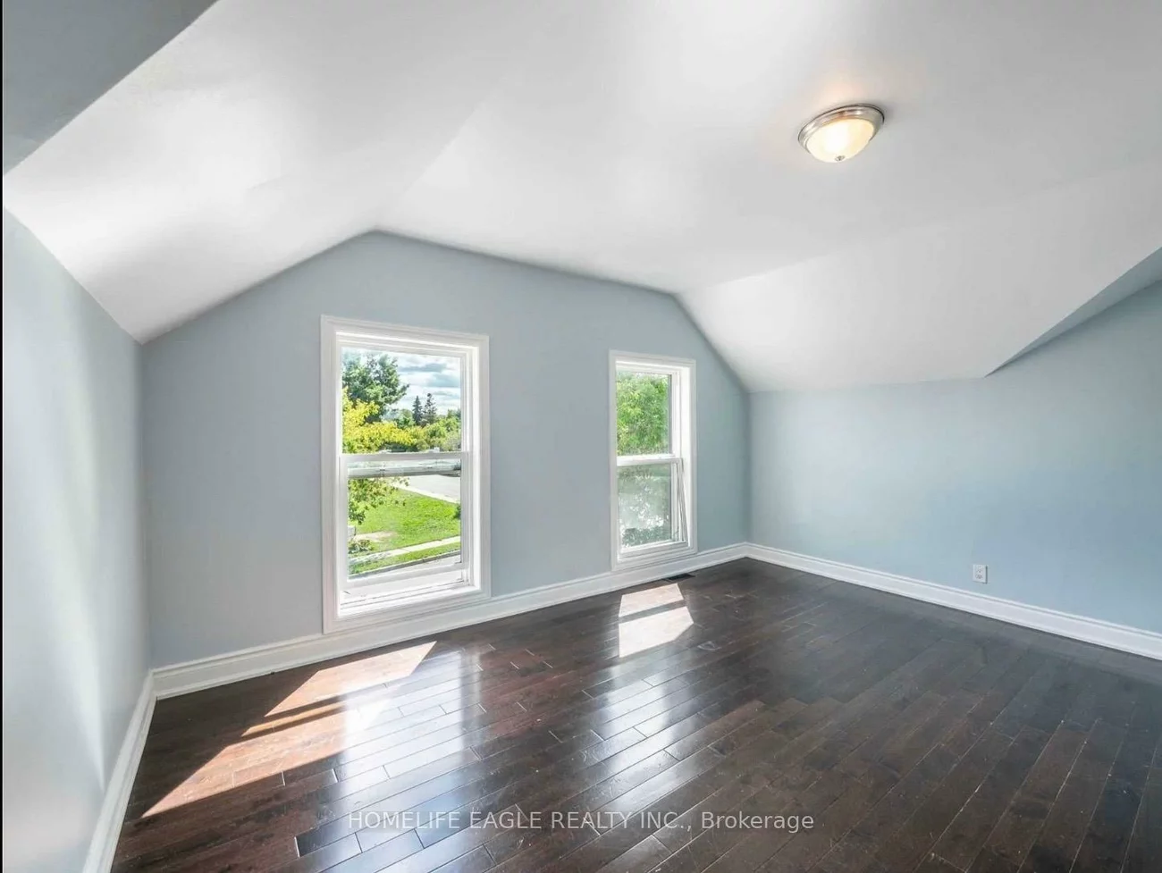 87, Simcoe, Bradford, Bradford West Gwillimbury