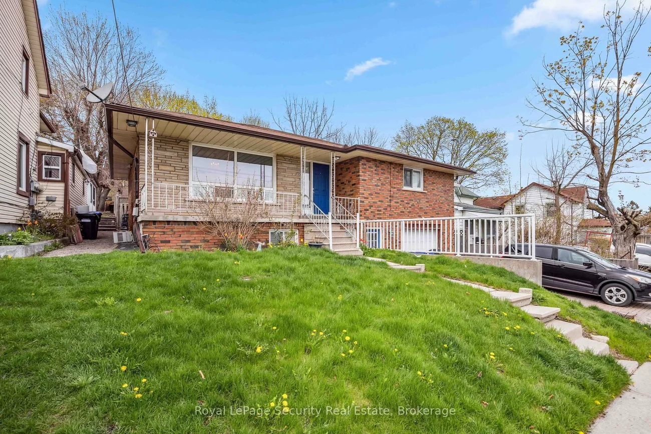 97, John, Bradford, Bradford West Gwillimbury