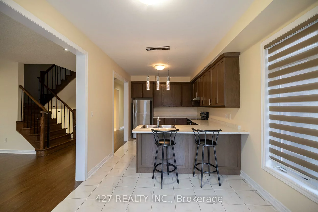 60, Barrow, Bradford, Bradford West Gwillimbury