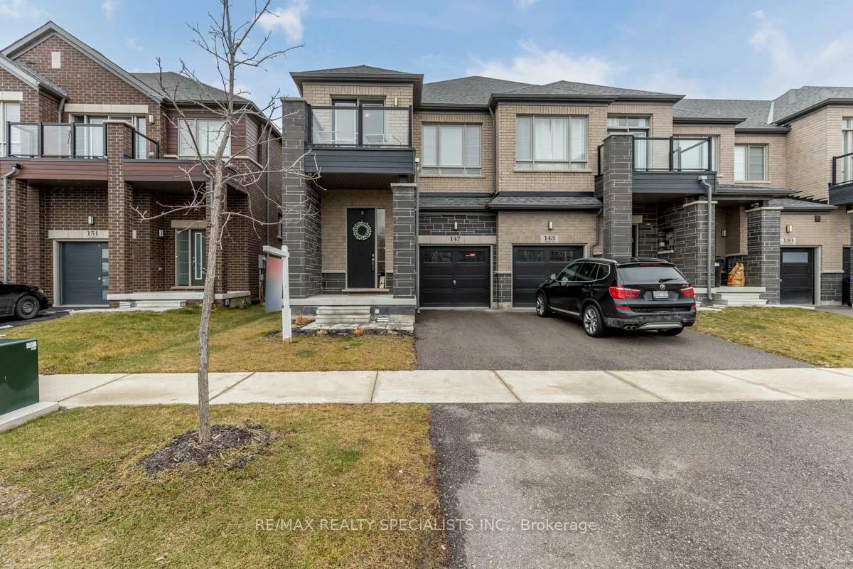 147, Landolfi, Bradford, Bradford West Gwillimbury