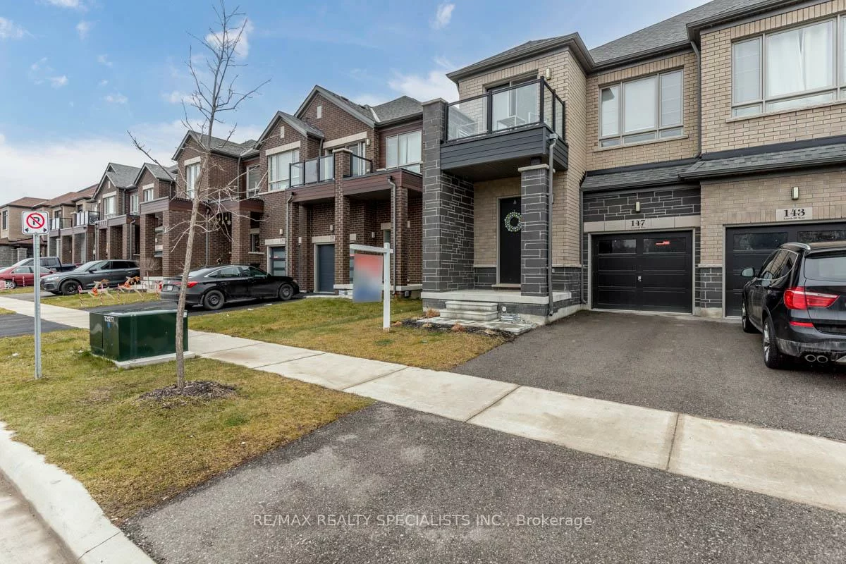 147, Landolfi, Bradford, Bradford West Gwillimbury