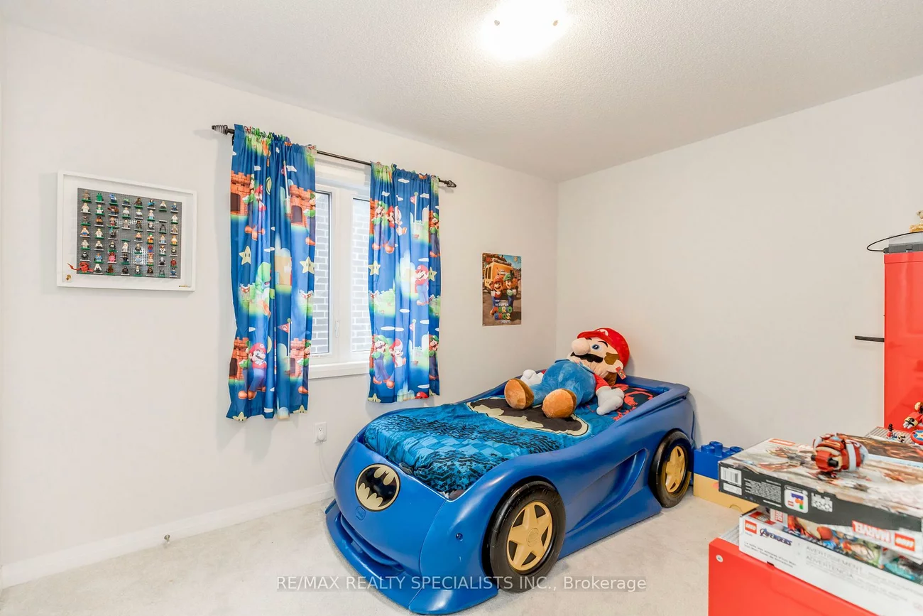147, Landolfi, Bradford, Bradford West Gwillimbury